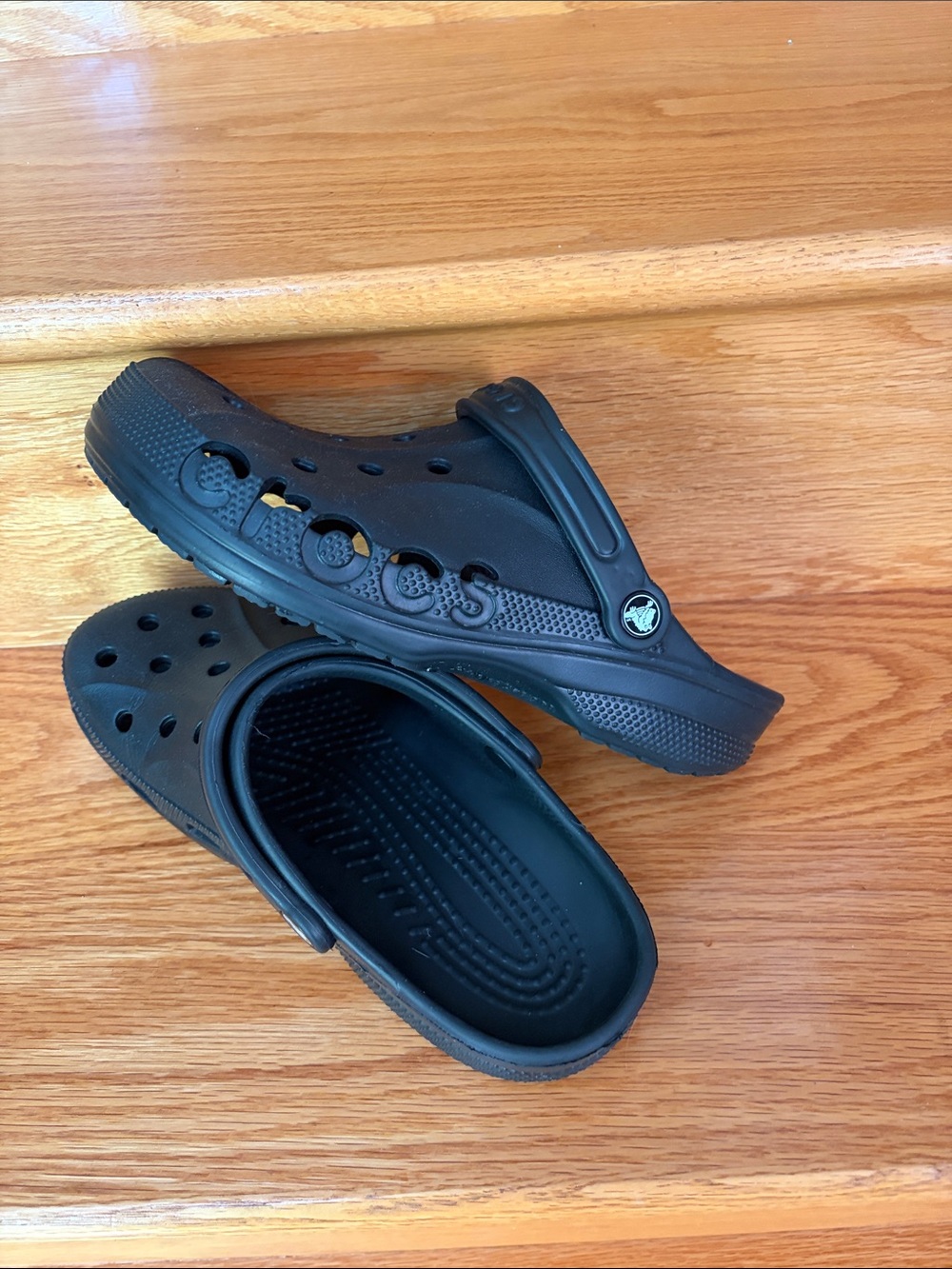Like New Black Crocs M8 W10